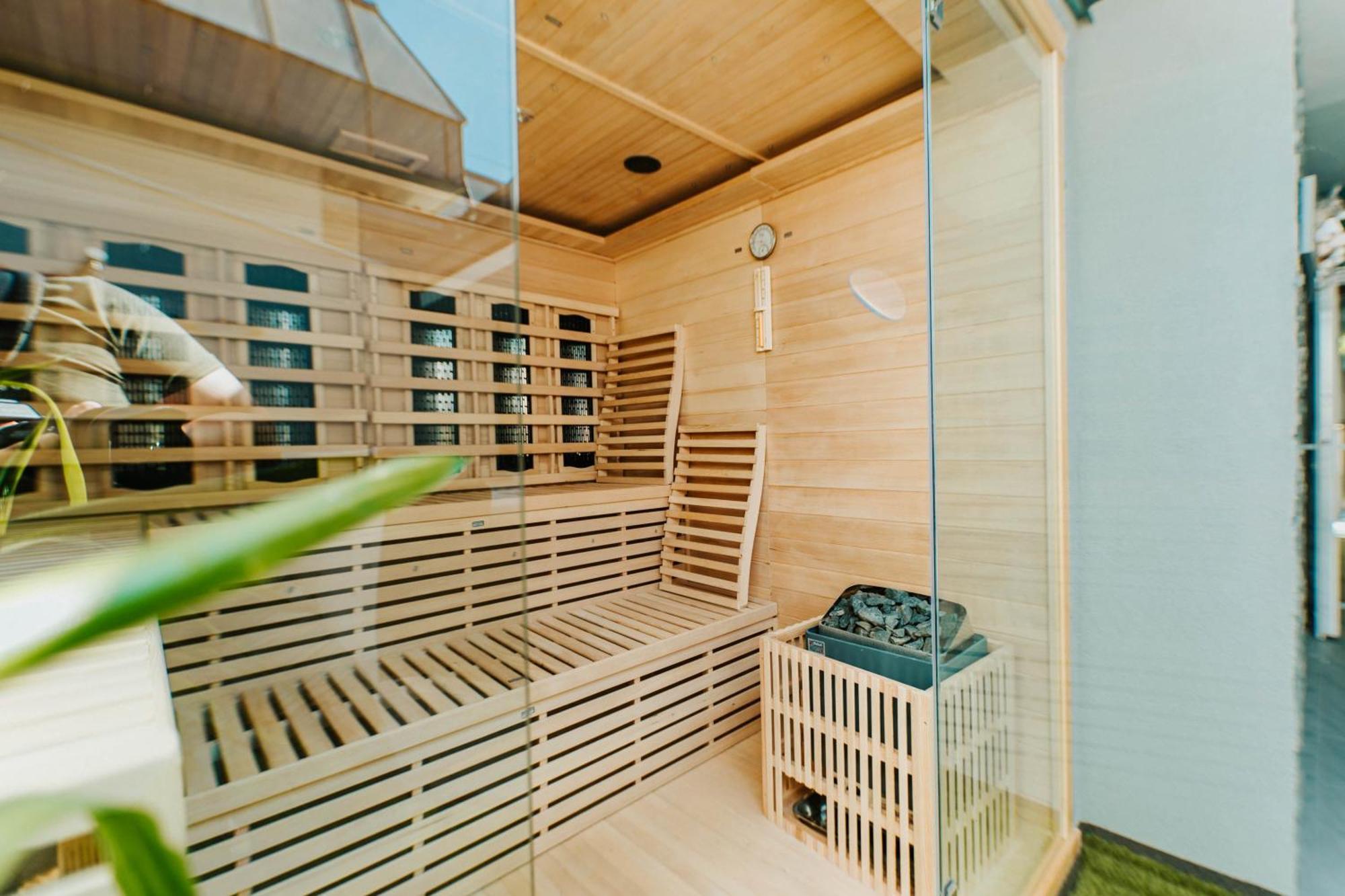 Arena Deluxe & Spa Szeged Eksteriør billede