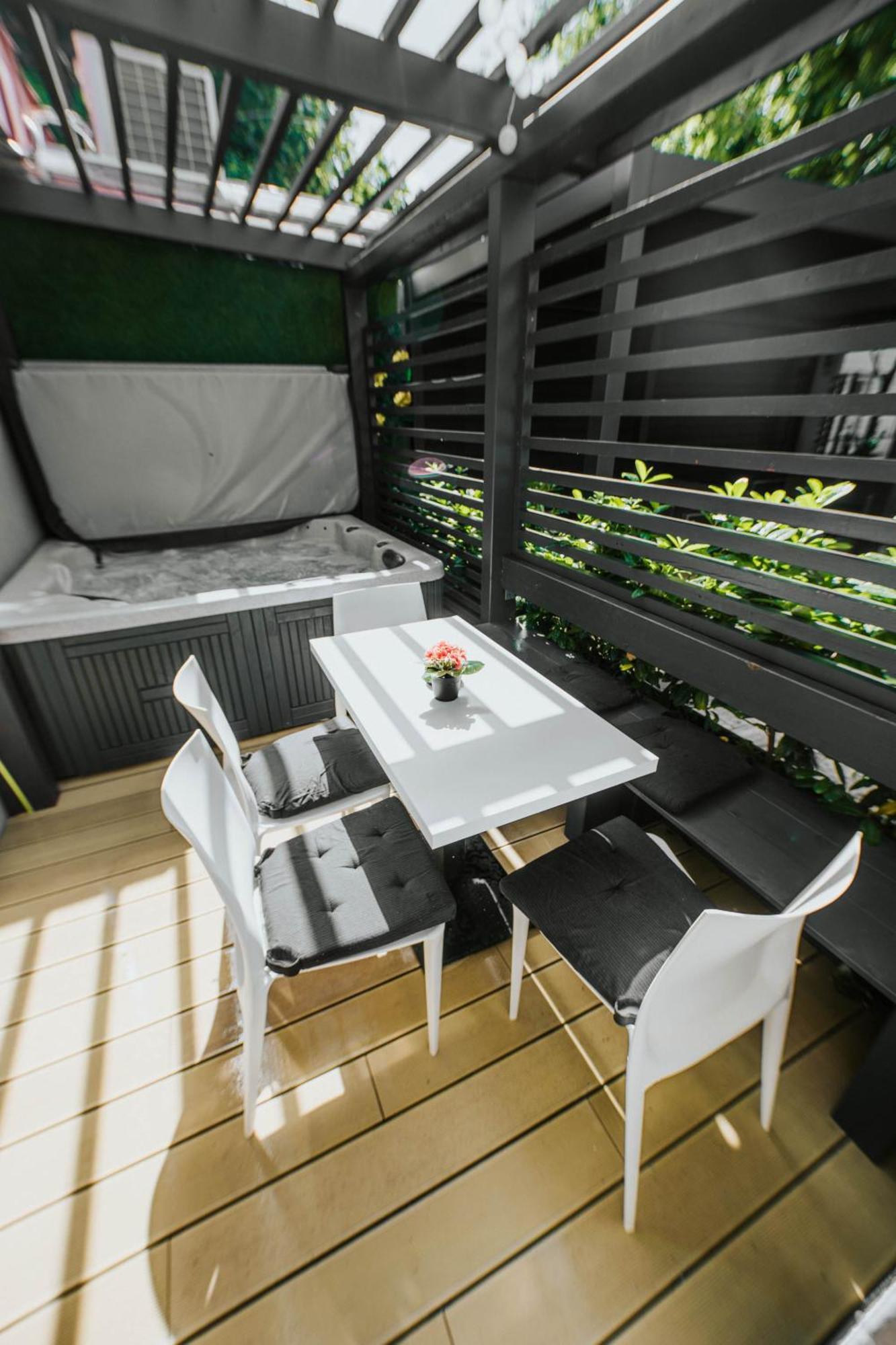 Arena Deluxe & Spa Szeged Eksteriør billede